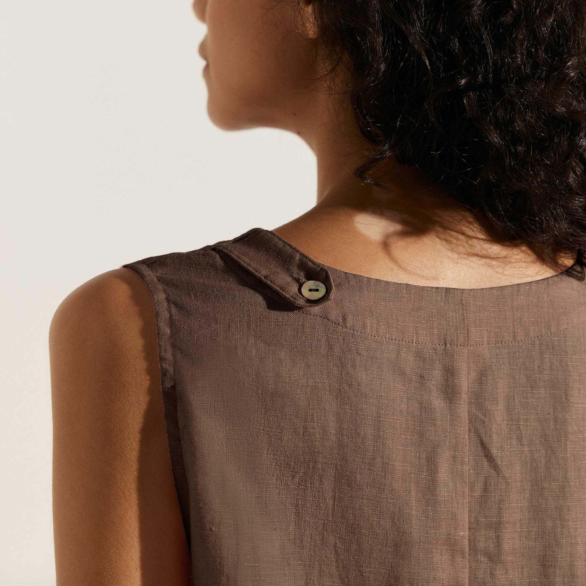Linen Sleeveless Dress — Sienna