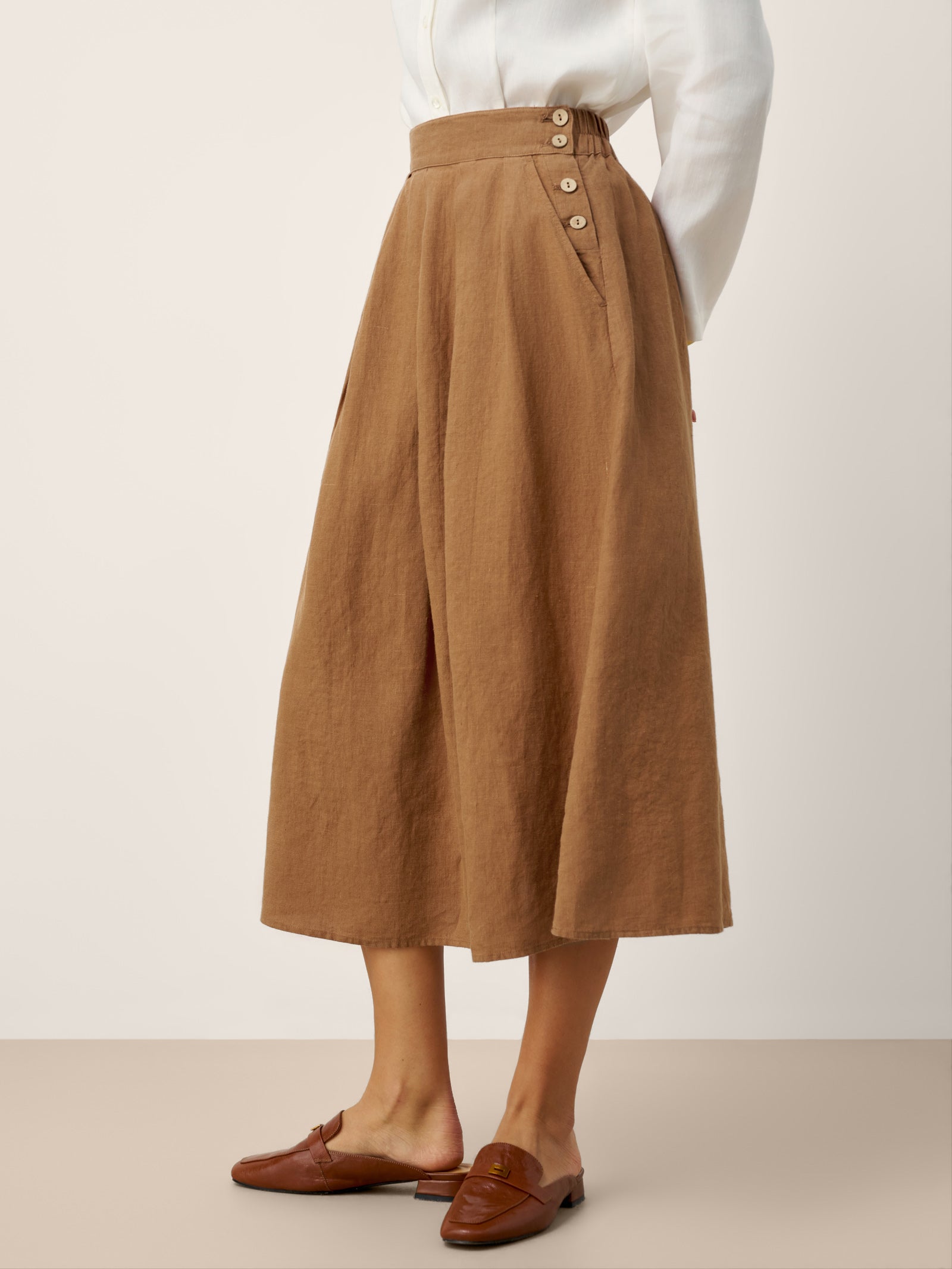 Linen Pleated Skirt — Priya