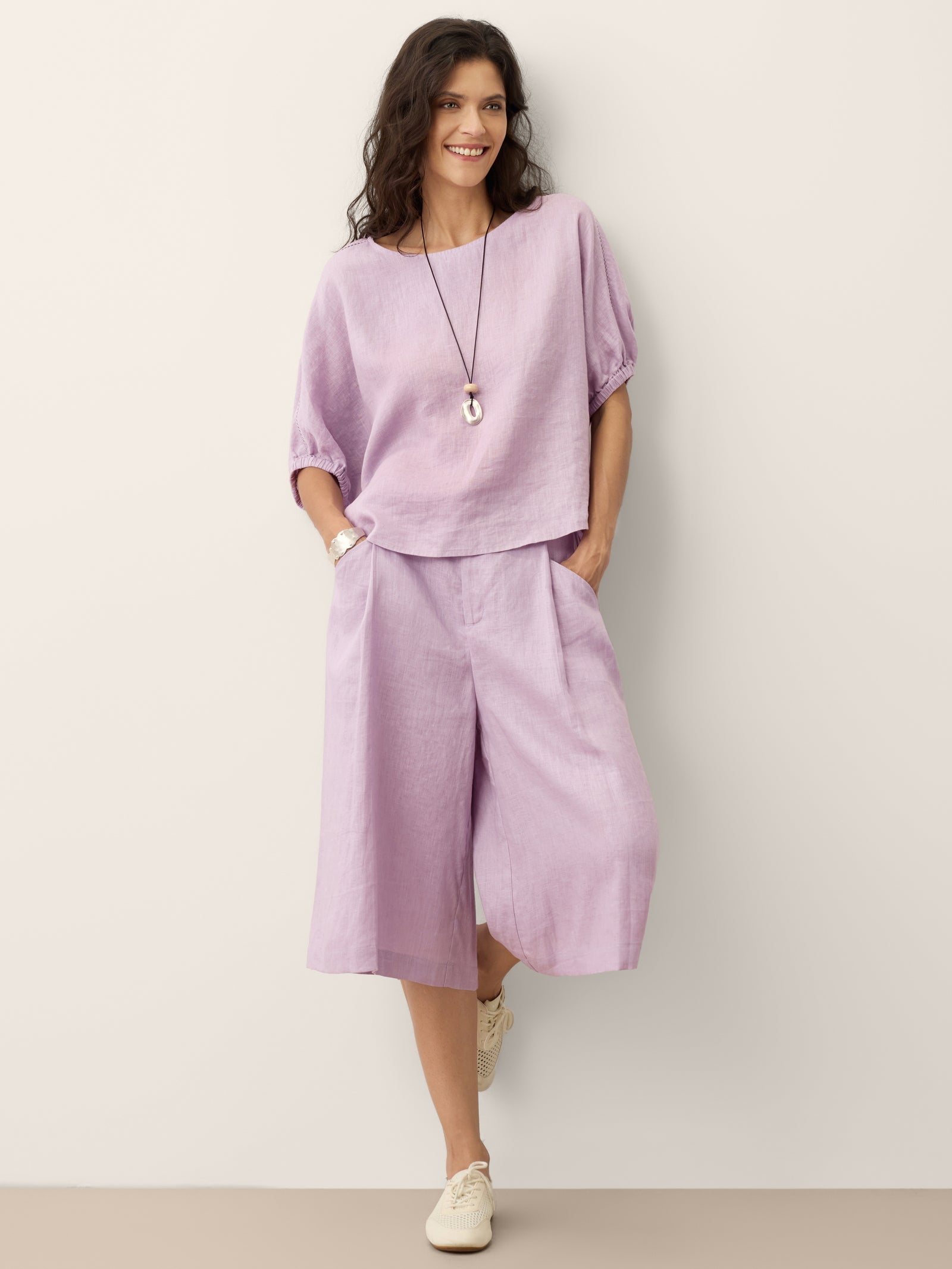 Linen Bermuda Shorts — Berenice