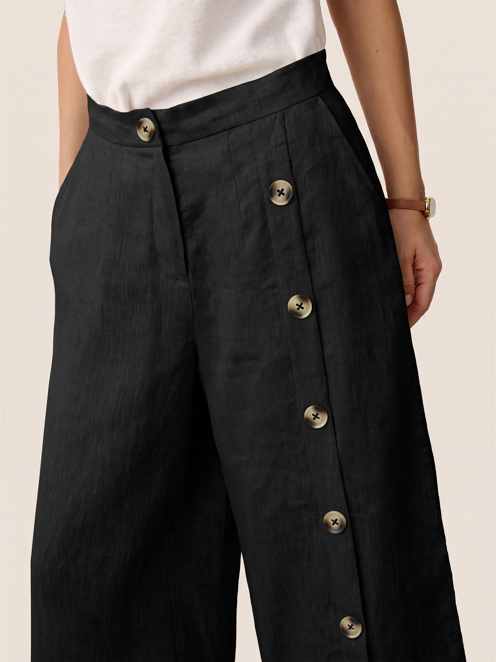Fashionista Heaven Linen Slit-Hem Pants — Anaïs