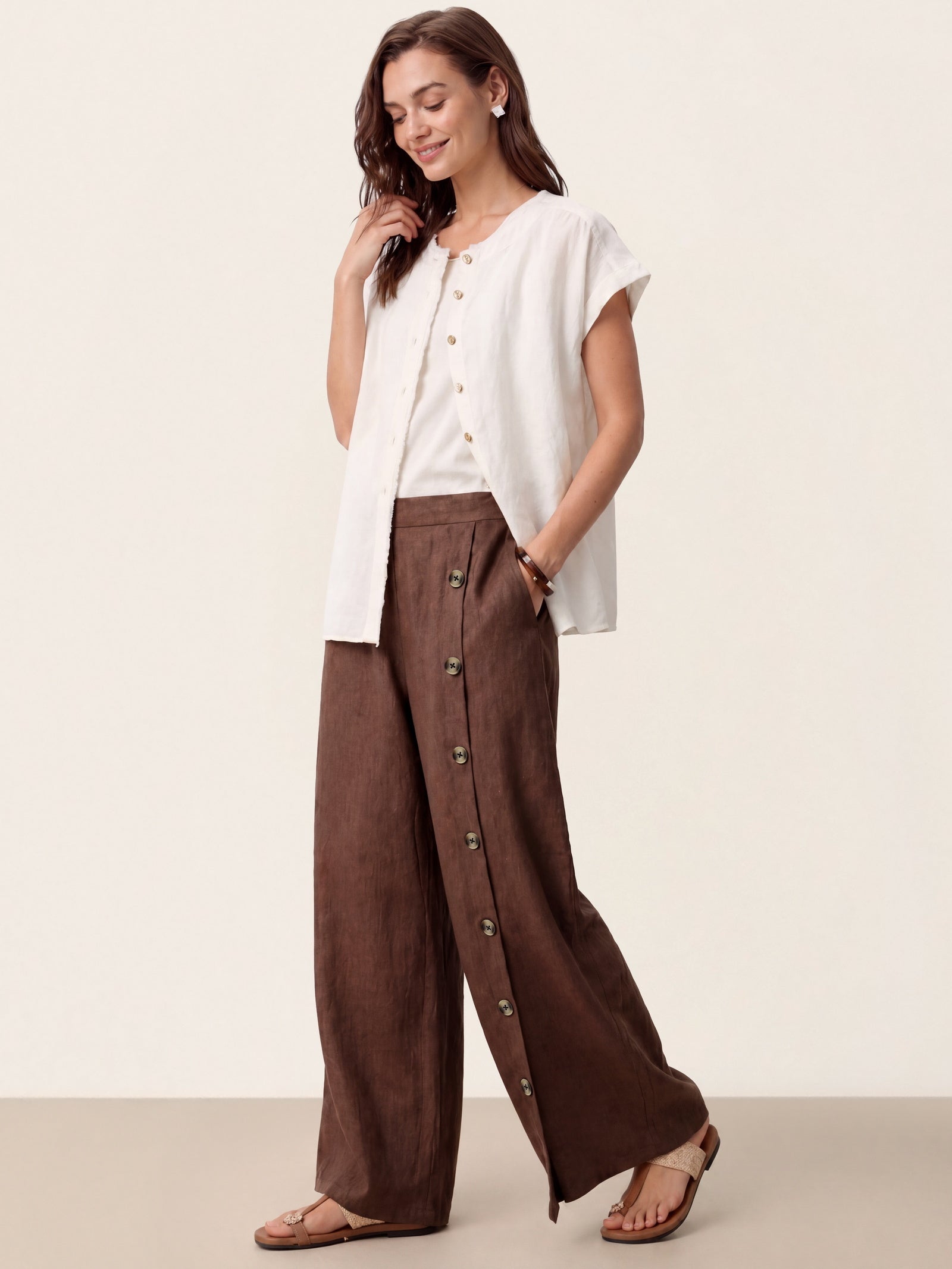 Fashionista Heaven Linen Slit-Hem Pants — Anaïs