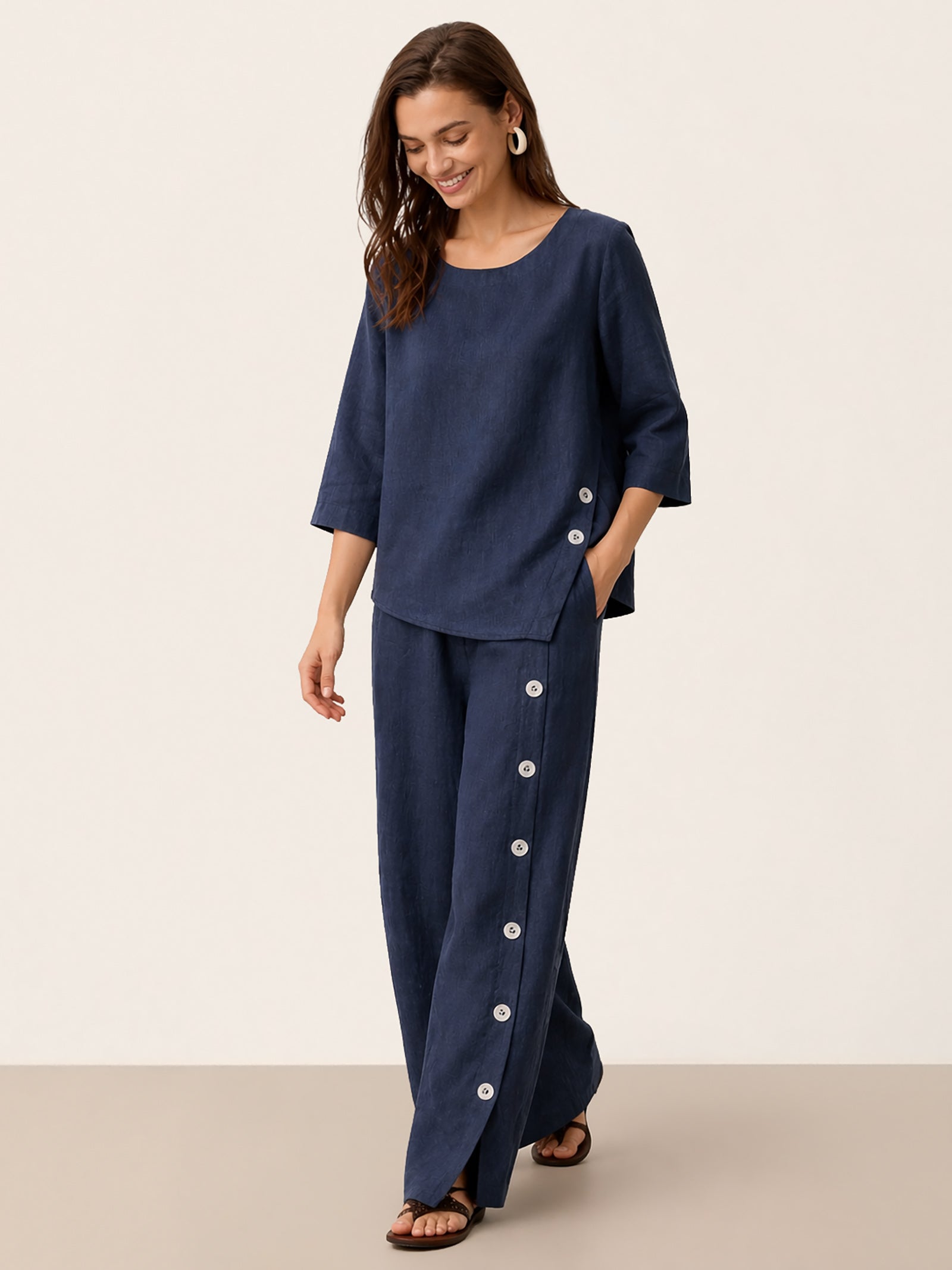 Fashionista Heaven Linen Slit-Hem Pants — Anaïs