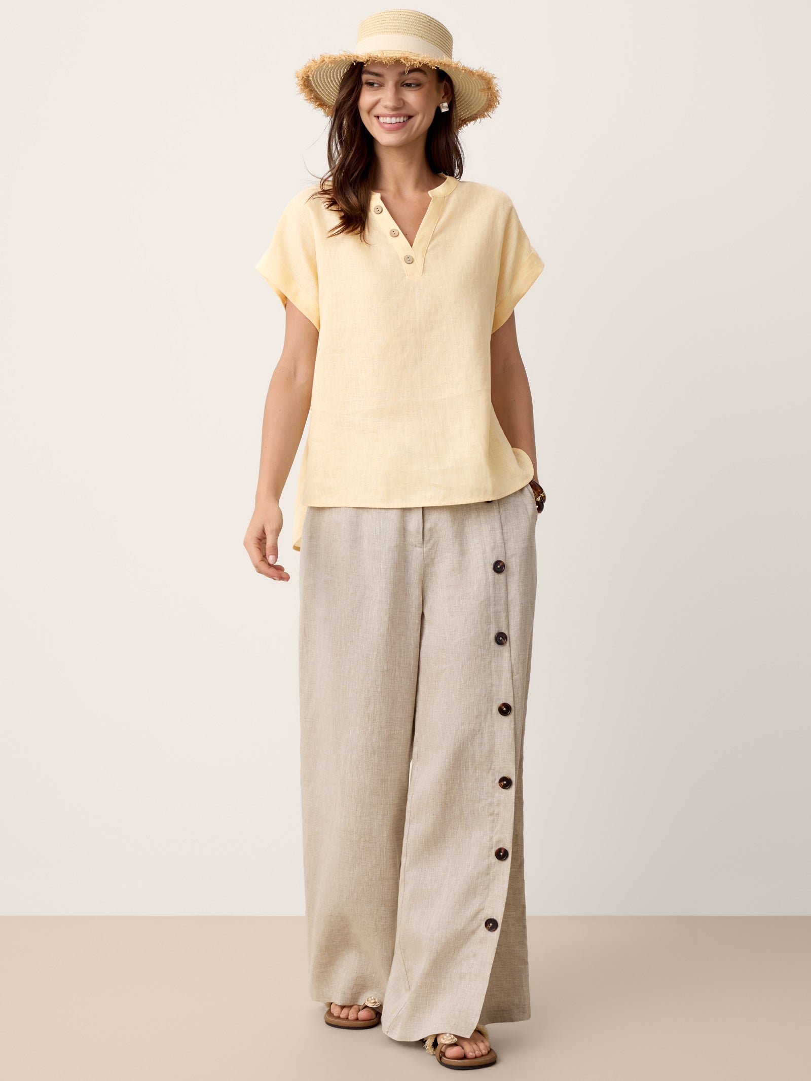 Fashionista Heaven Linen Slit-Hem Pants — Anaïs