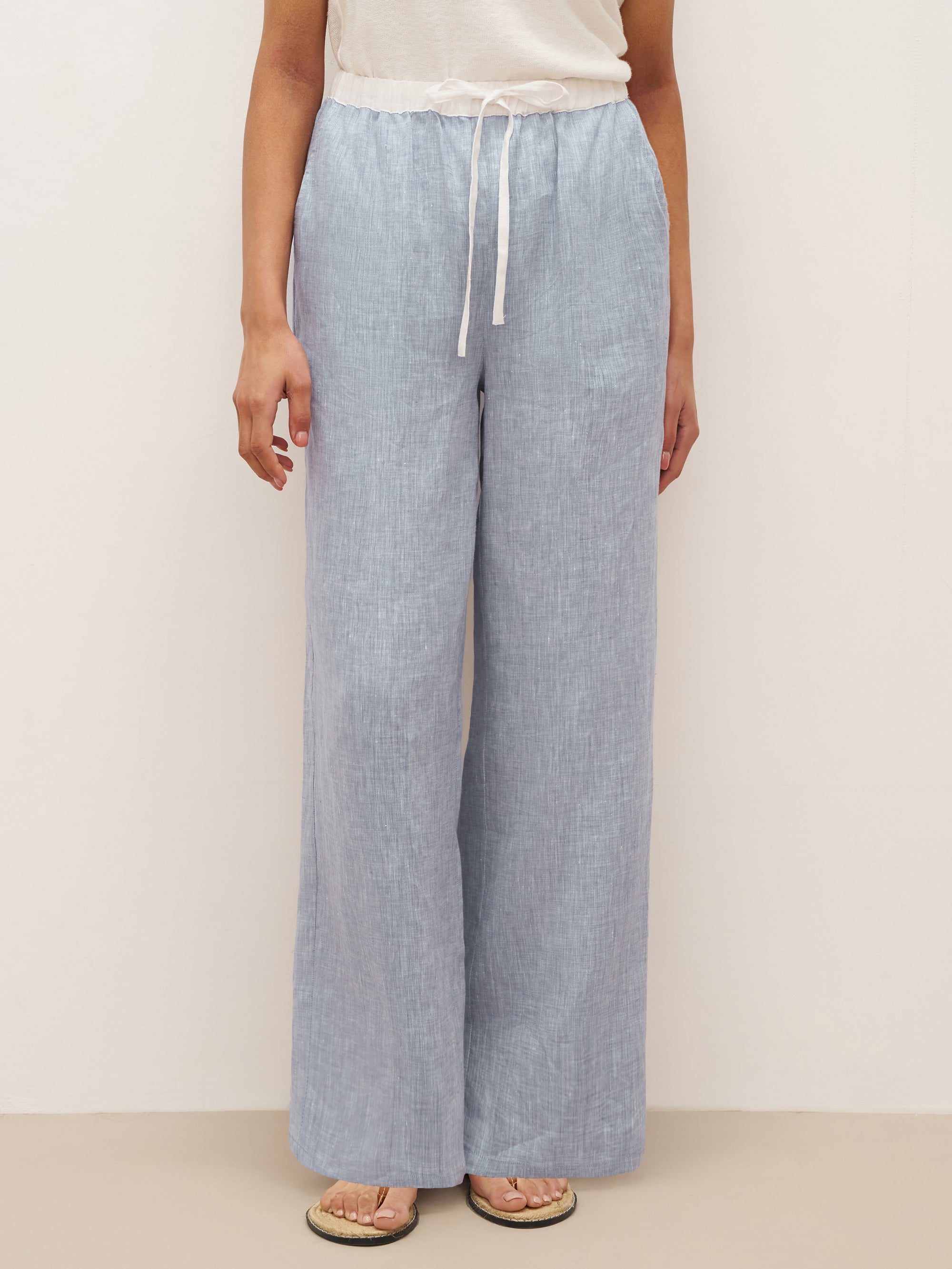 Fashionista Heaven Linen Straight-Leg Trousers — Vita