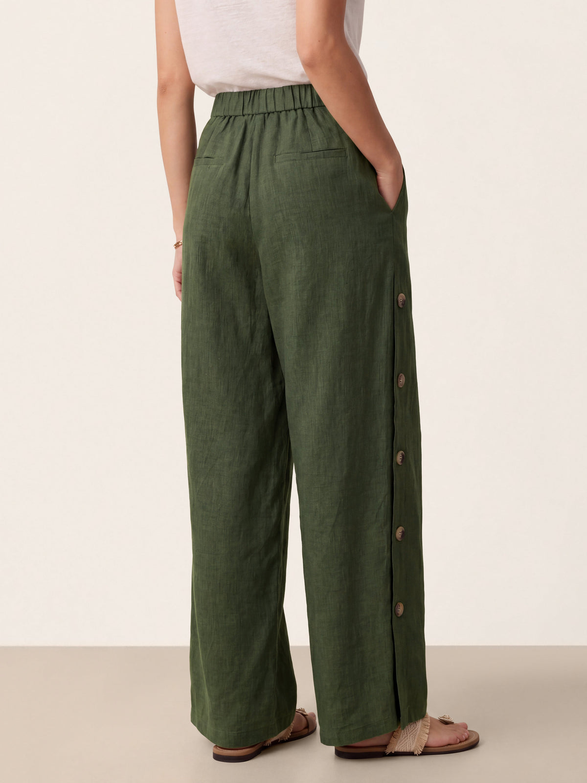 Fashionista Heaven Linen Slit-Hem Pants — Anaïs
