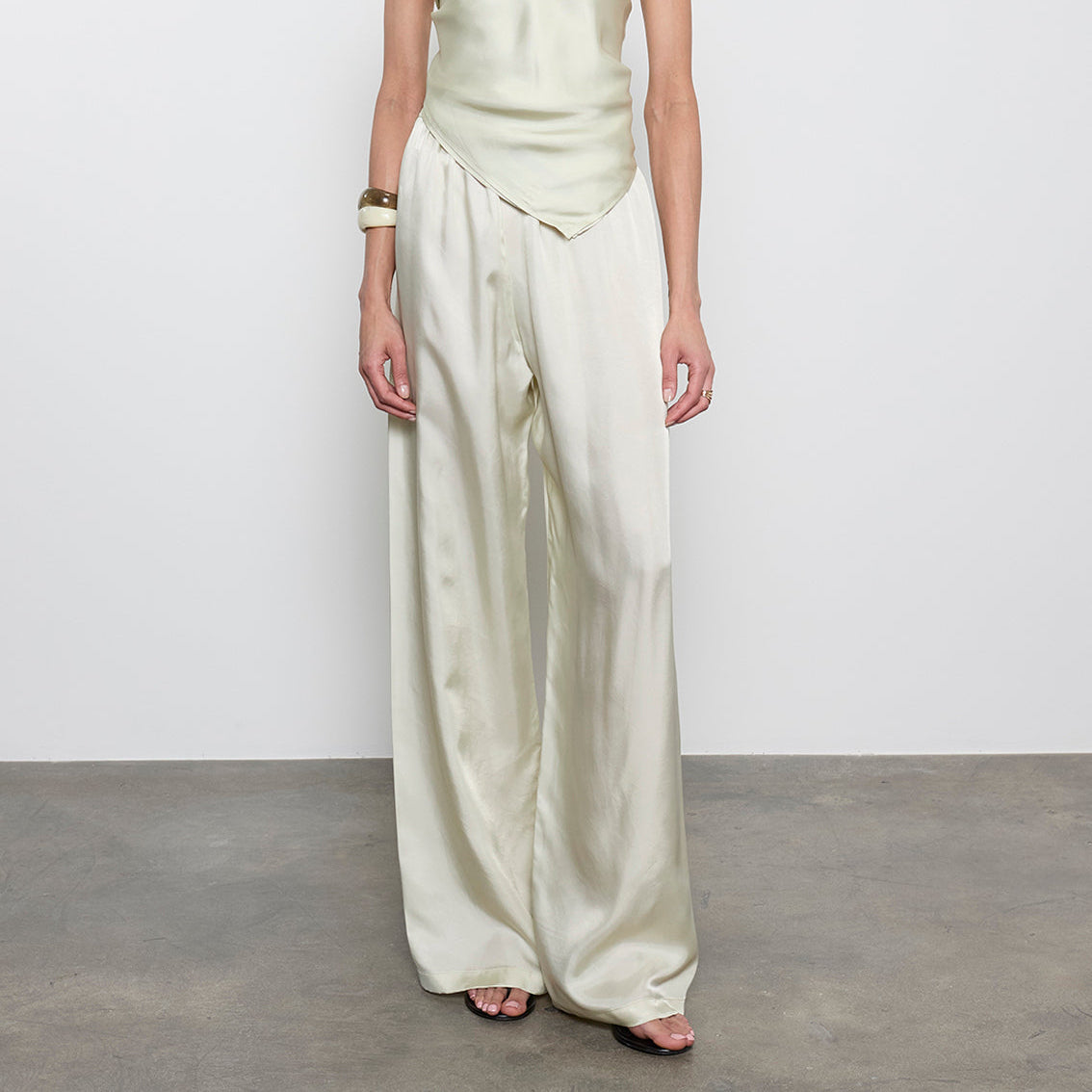 Fluid Twill Pant — Nadia