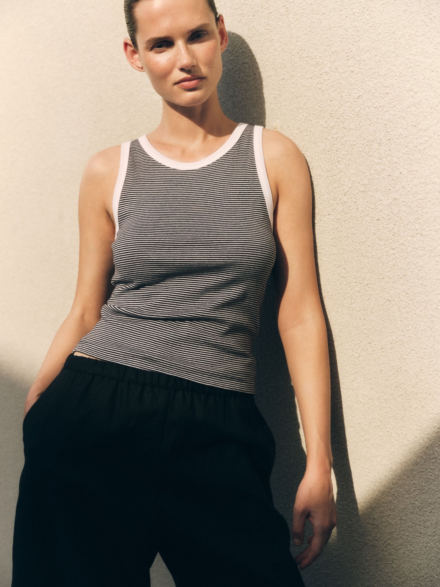 Fashionista Heaven Linen Bermuda Short — Aria