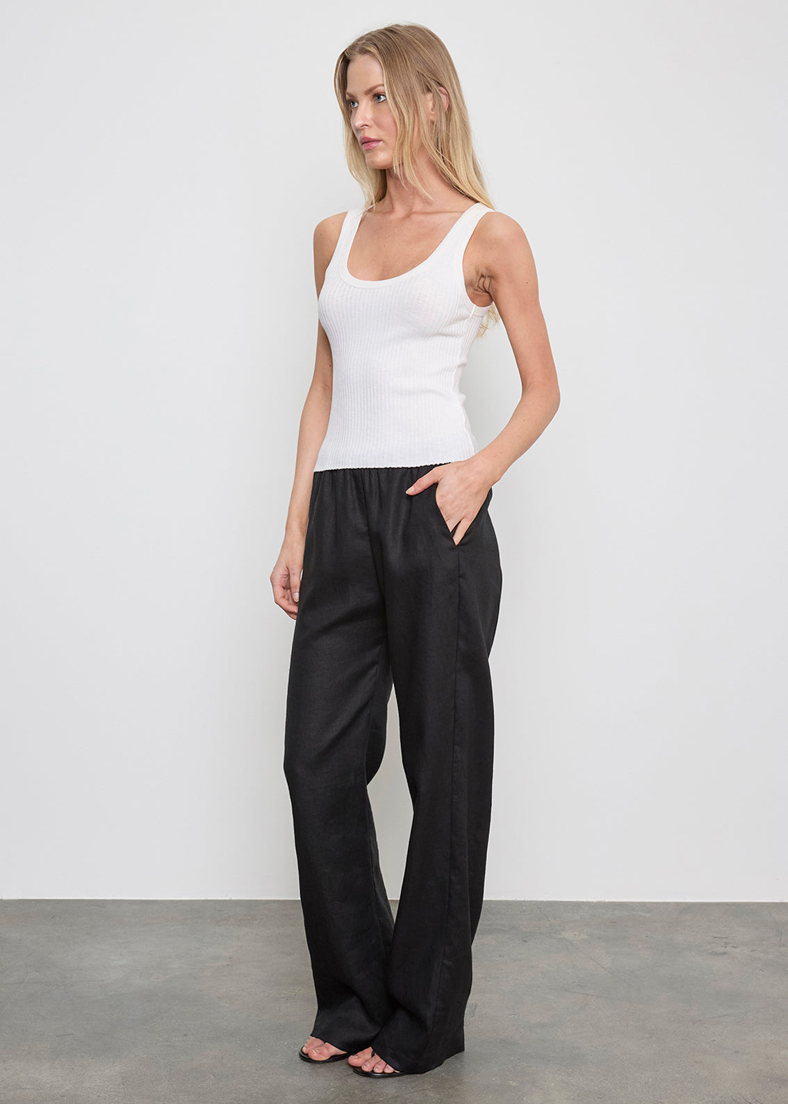 Fashionista Heaven Linen Everywhere Pant — Seraphine