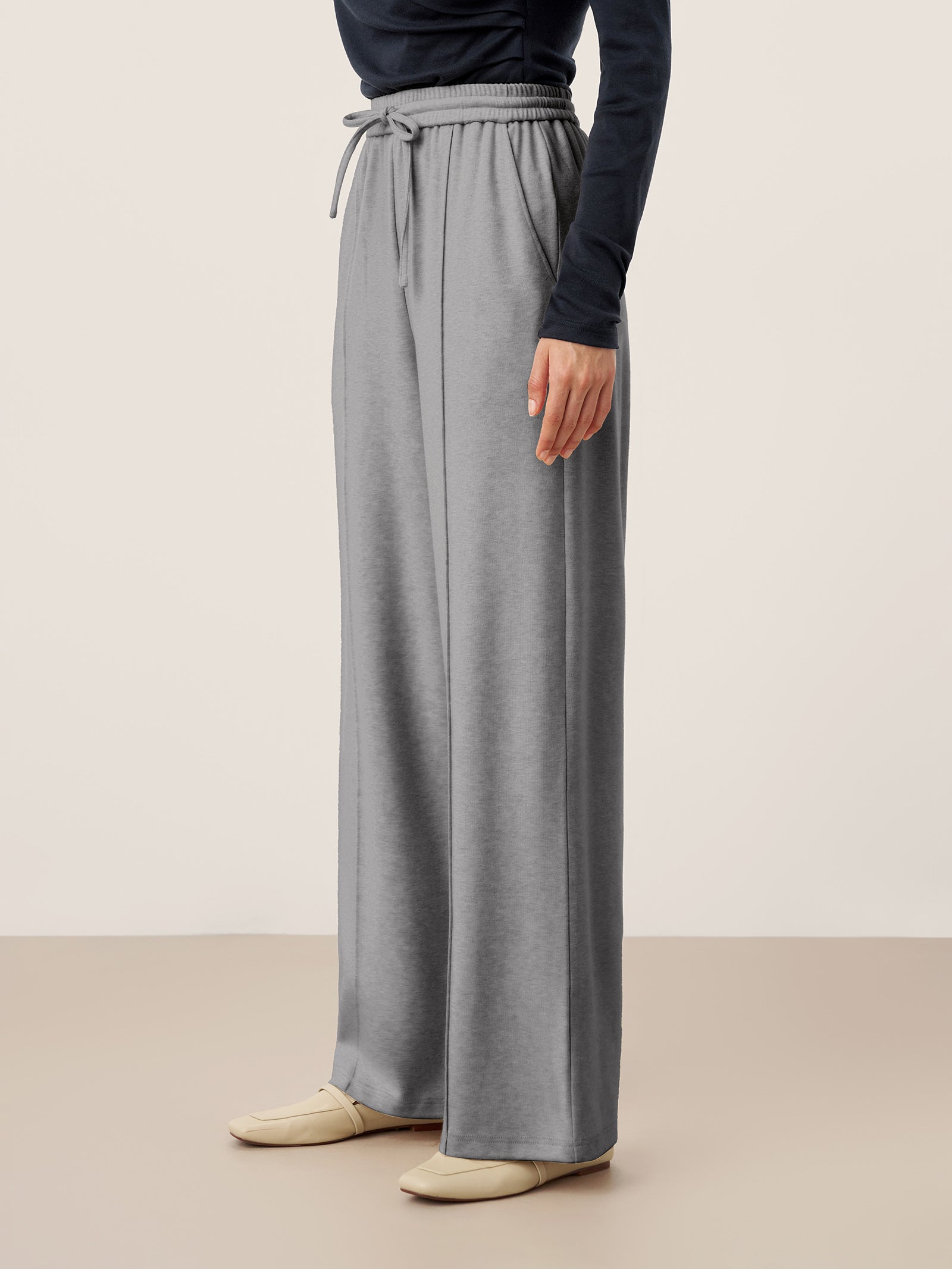 Fashionista Heaven Lyocell Pin-Tuck Pants — Solène