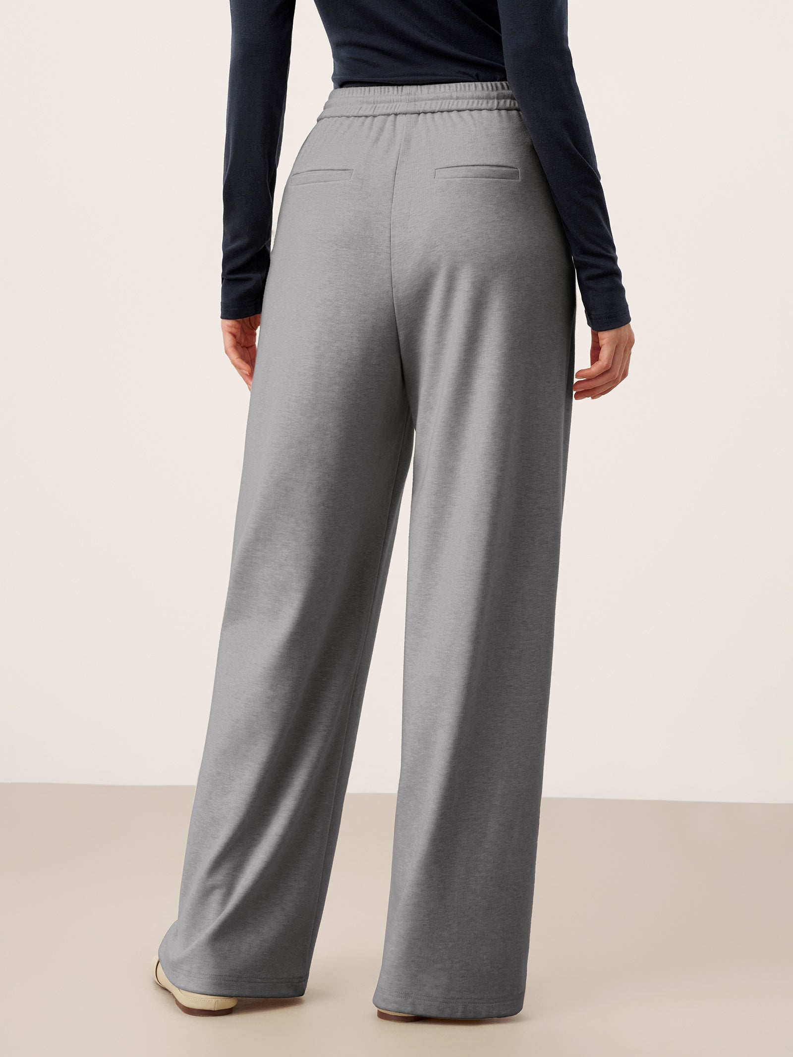 Fashionista Heaven Lyocell Pin-Tuck Pants — Solène