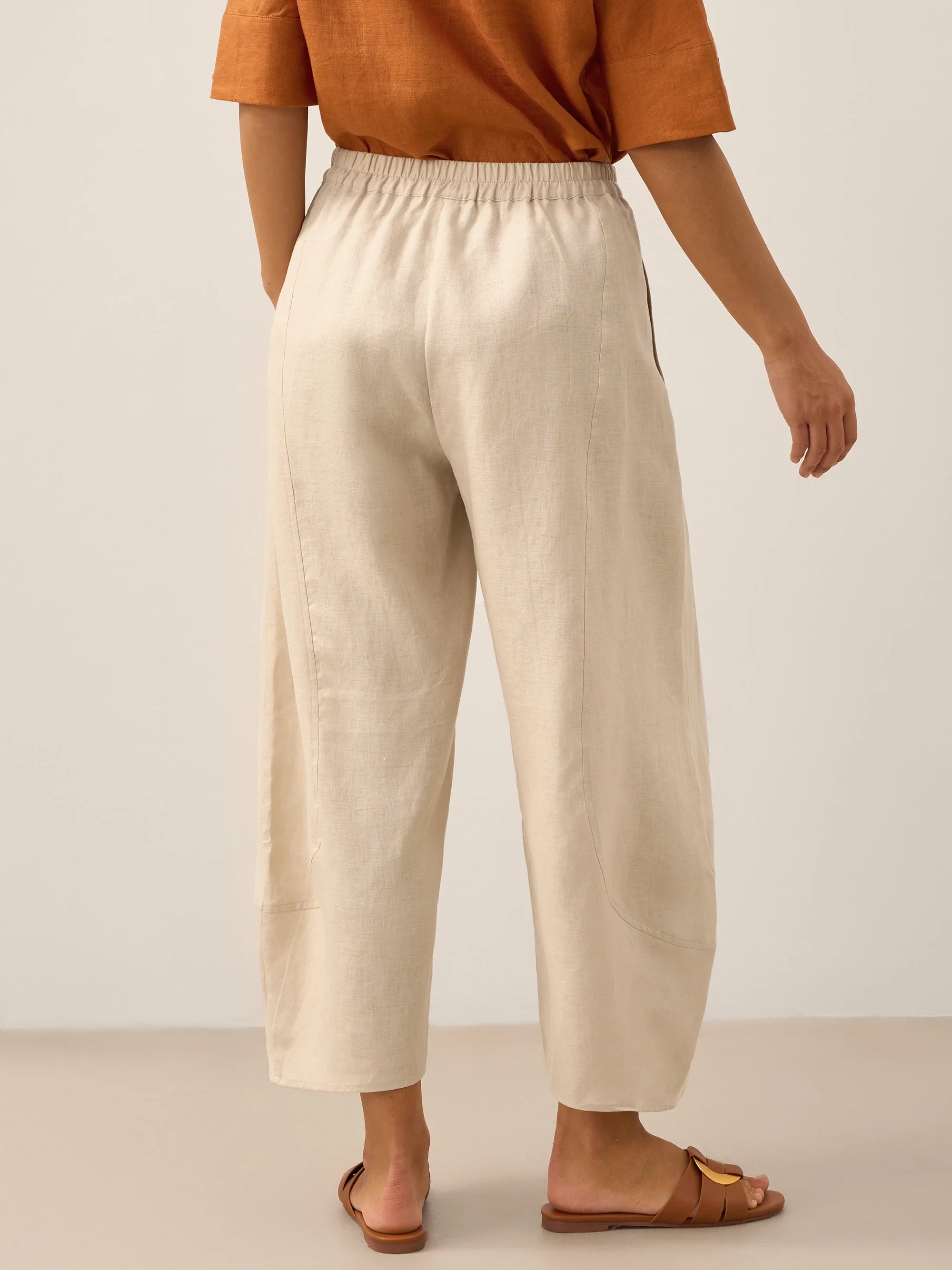 Fashionista Heaven Linen Ankle Pants — Clementine