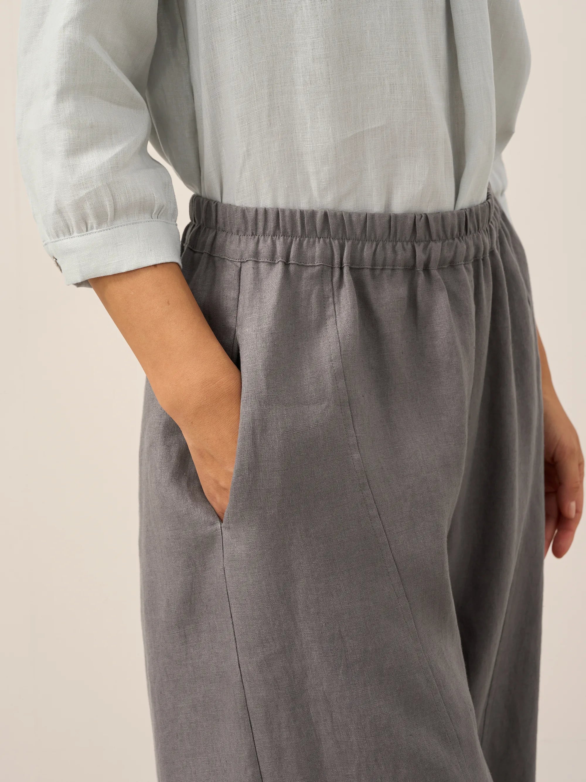 Fashionista Heaven Linen Ankle Pants — Clementine